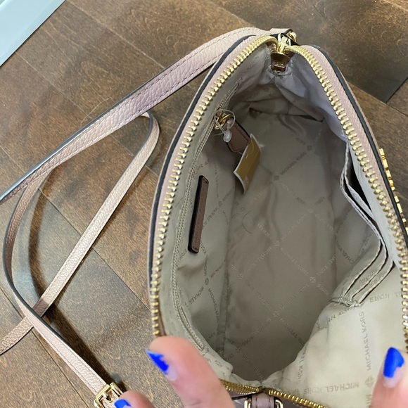 Michael Kors Purse - Picture 3 of 6